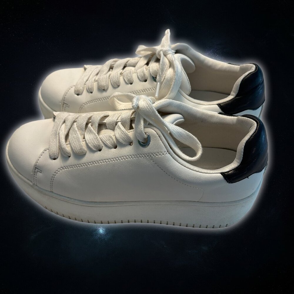 Steve Madden White Platform Lifestyle Leather Sneakers Women's Size 7.5M